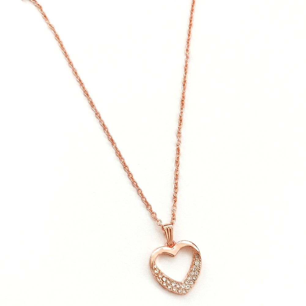 Urthn Rose Gold Plated Chain Pendant Earrings Rings And Bracelet Jewellery Combo Set (Pack of 6)