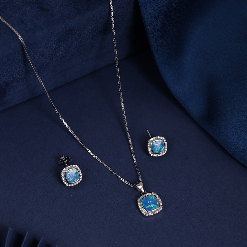 AllWell Jewellery Aqua Glow Prism Ocean Prism 925 Silver Chain Pendant