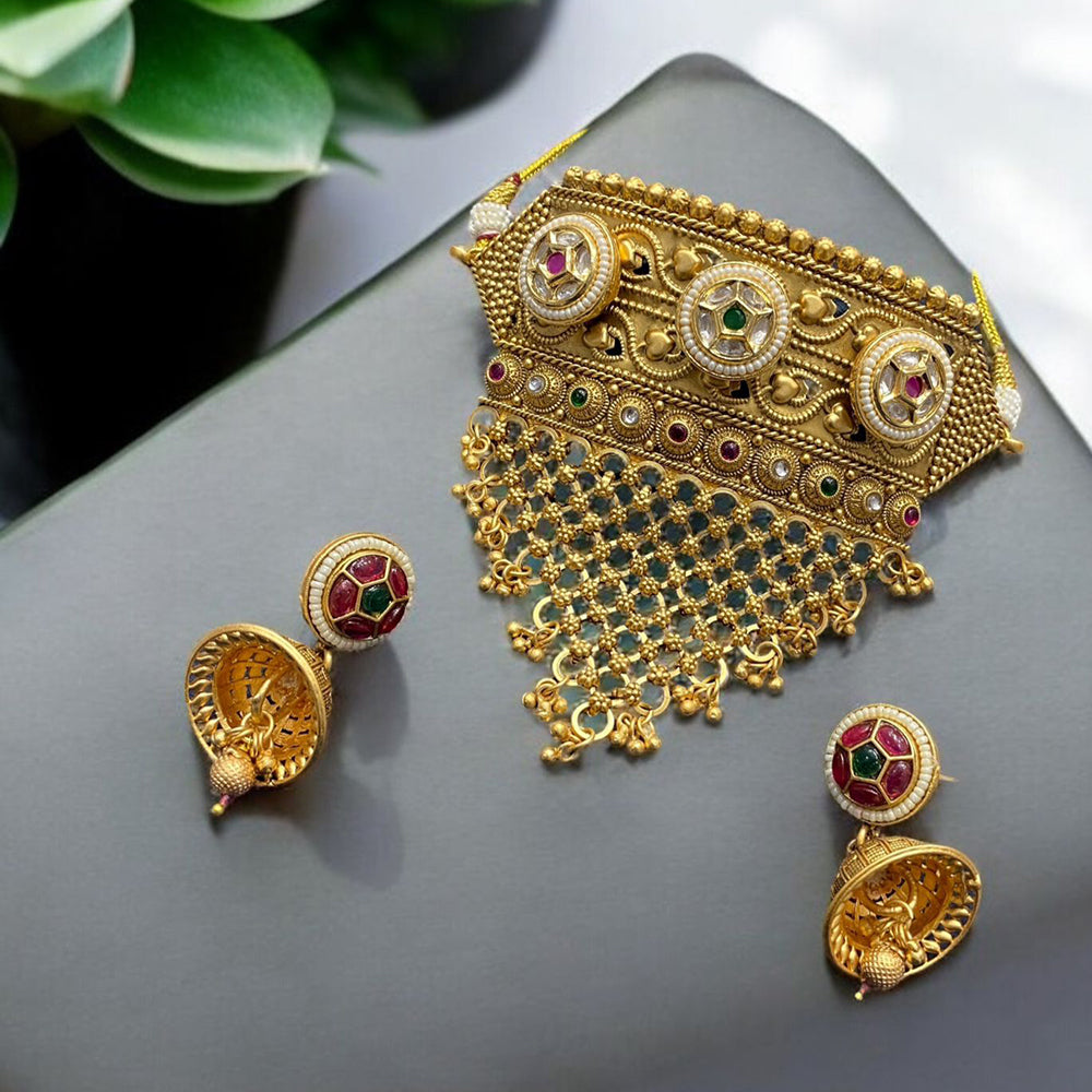 Neetu Art Gold Plated Pota Stone And Beads Choker Necklace Set