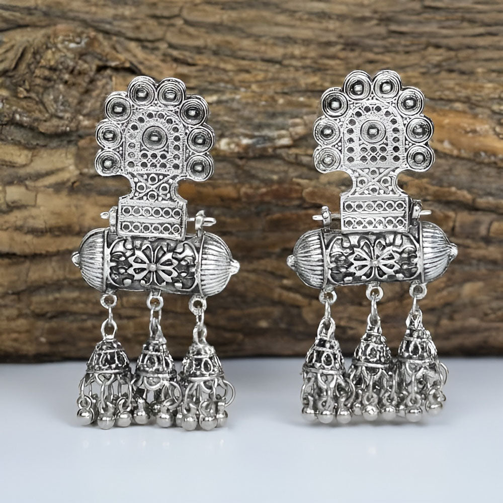 Bevy Pearls Vintage Oxidised Finish Pearl Jhumkis Earrings