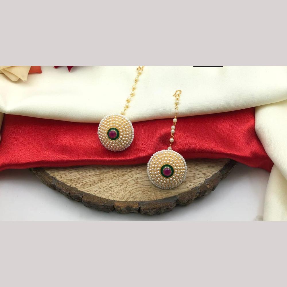 Manisha Jewellery Gold Plated Pota Stone Maangtikka