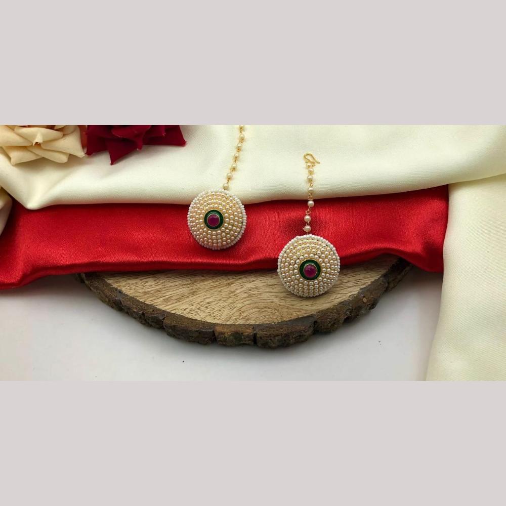 Manisha Jewellery Gold Plated Pota Stone Maangtikka