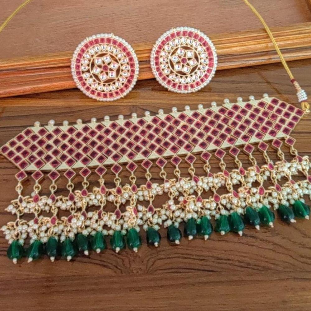 Manisha Jewellery Gold Plated Pota Stone And Beads Choker Necklace Set