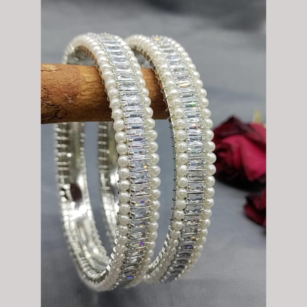 Manisha Jewellery Grace in Circles Classic American Daimonds Bangle Set