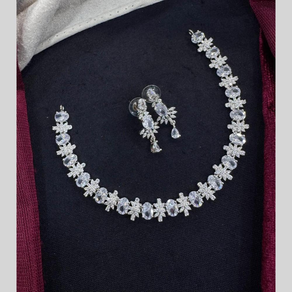 Manisha Jewellery Trend Edition Austrian And Crystal Fusion Necklace Set