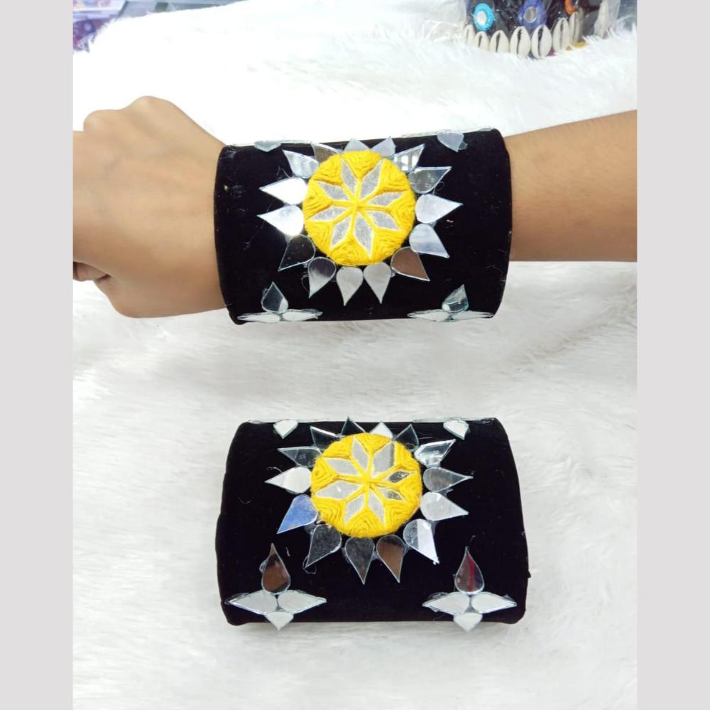 Manisha Jewellery Vibrant Mirror Barcelets for Dandiya & Navratri Celebrations