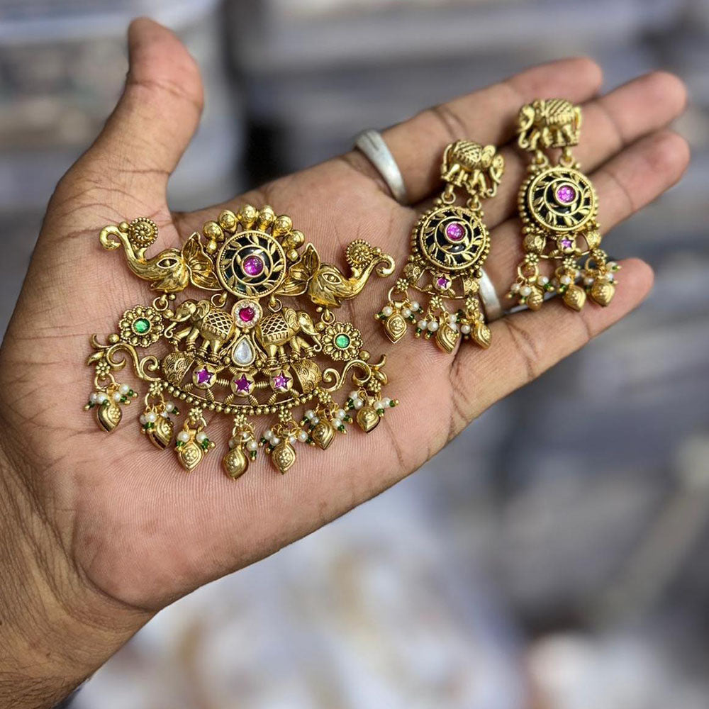 Manisha Jewellery Premium Classic Pota Stone And Pearl Pendant Set