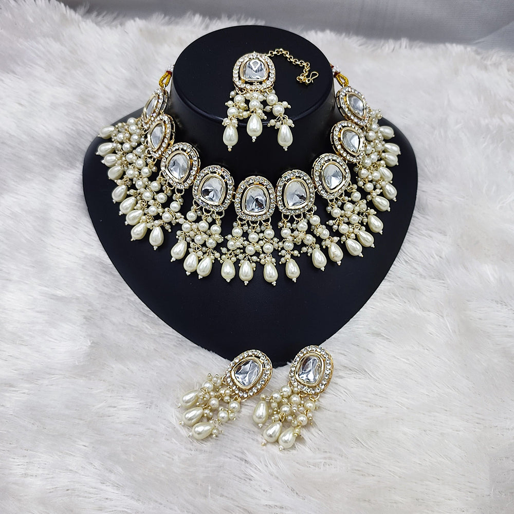 Lucentarts Jewellery Gold Plated Kundan Beads And Pearl Choker Necklace Set