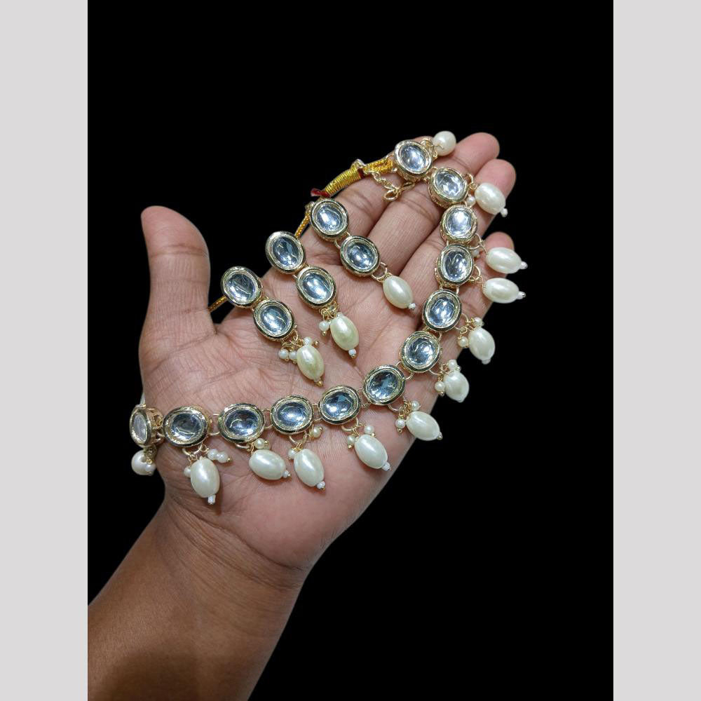 Lucentarts Traditional Kundan Necklace Set with Beads for Women