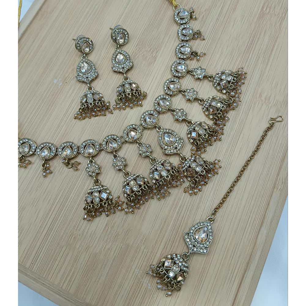 Lucentarts Jewellery Fancy Crystal And Austrian Stone Pearl Necklace Set