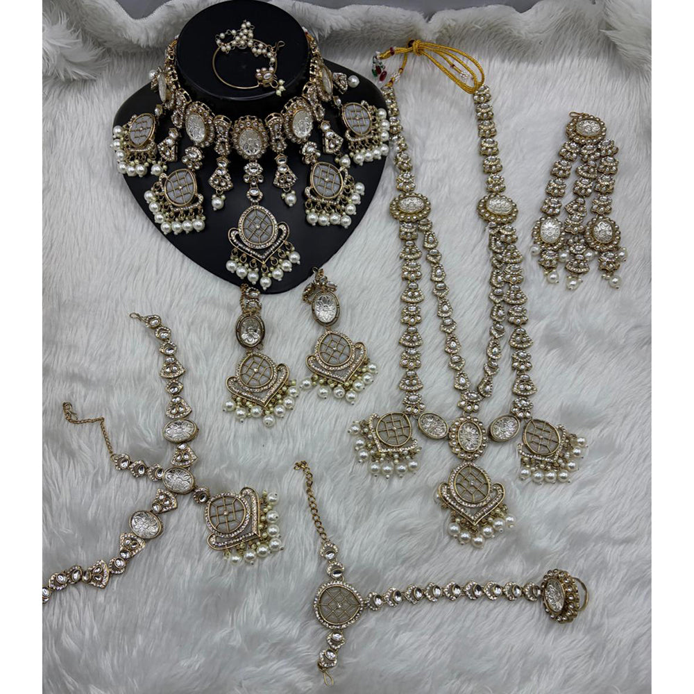 Lucentarts Jewellery Opulent Kundan Stone Pearl And Beads Bridal Jewellery Set