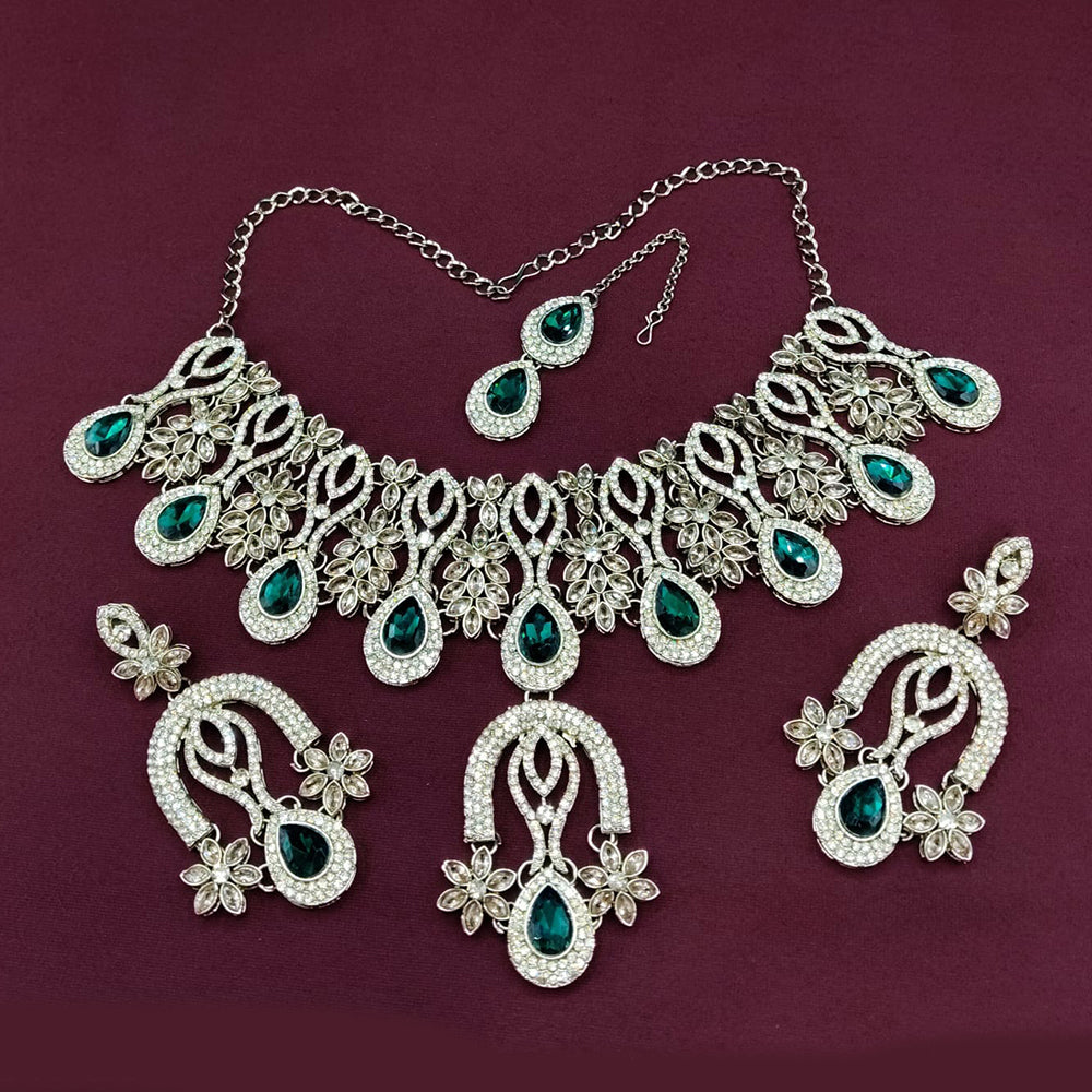 Lucentarts Jewellery Classic Crystal Stone Necklace Set