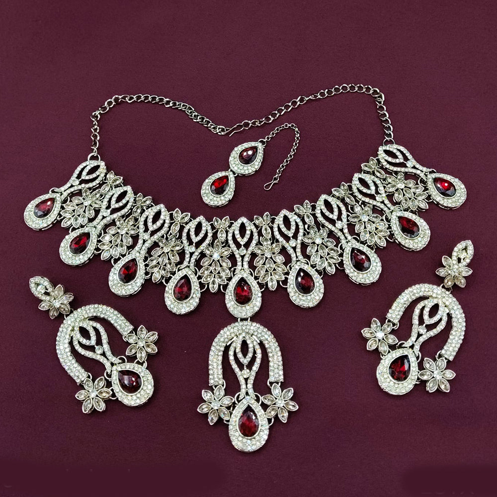Lucentarts Jewellery Classic Crystal Stone Necklace Set