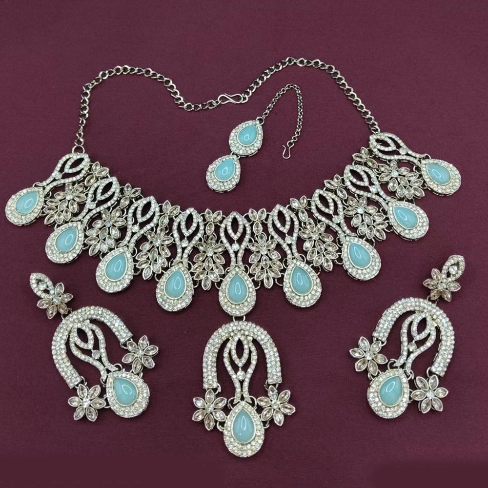Lucentarts Jewellery Classic Crystal Stone Necklace Set
