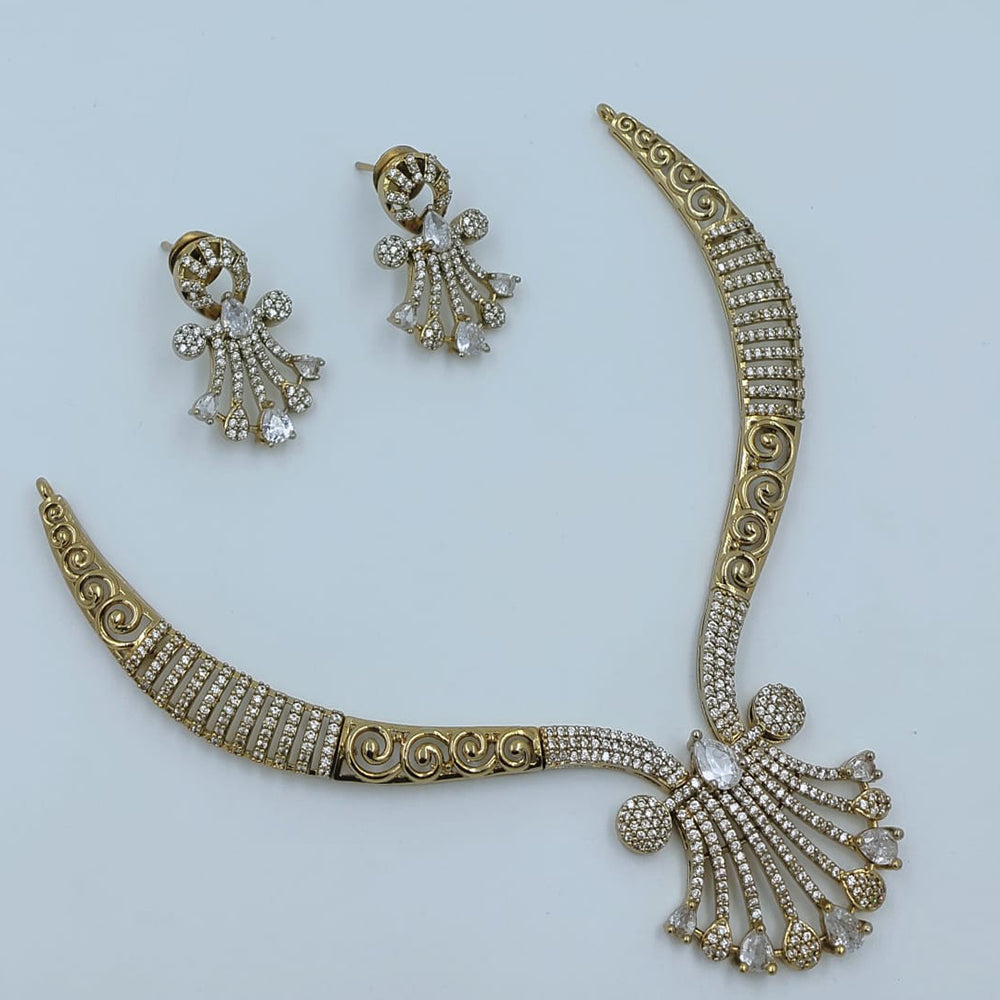 Lucentarts Jewellery Designer Crystal Stone And Austrian Stone Necklace Set