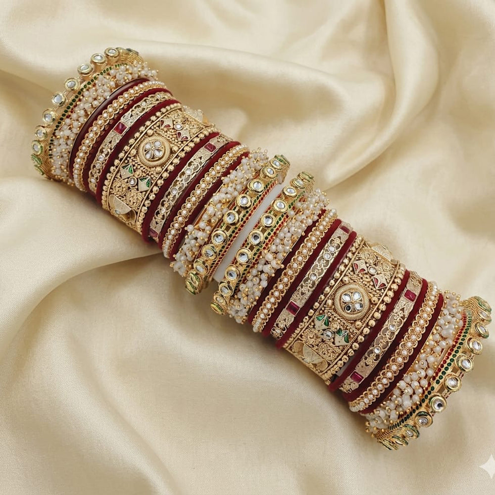 Lucentarts Jewellery Sparkling Kundan Stone And Meenakari Velvet Chuda Bangles Set