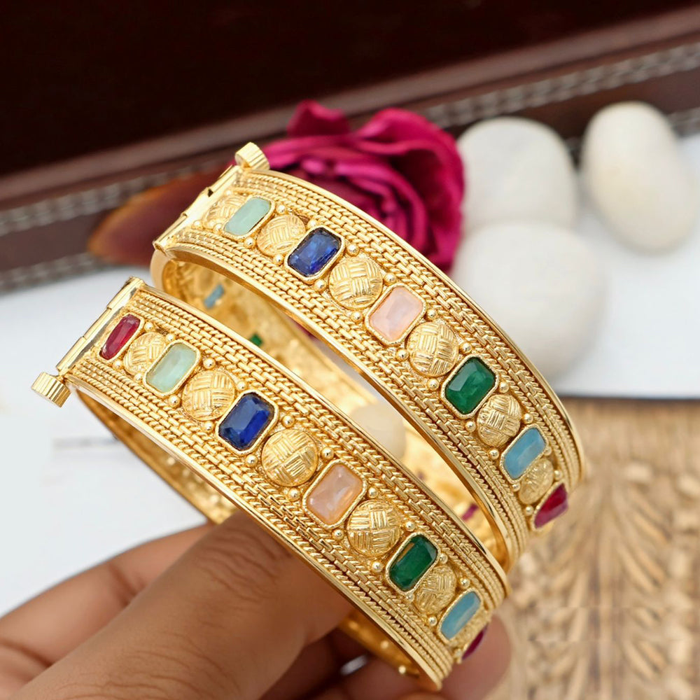 India Art Classic Click Pota Stone Traditional Charm Openable Bangles Set