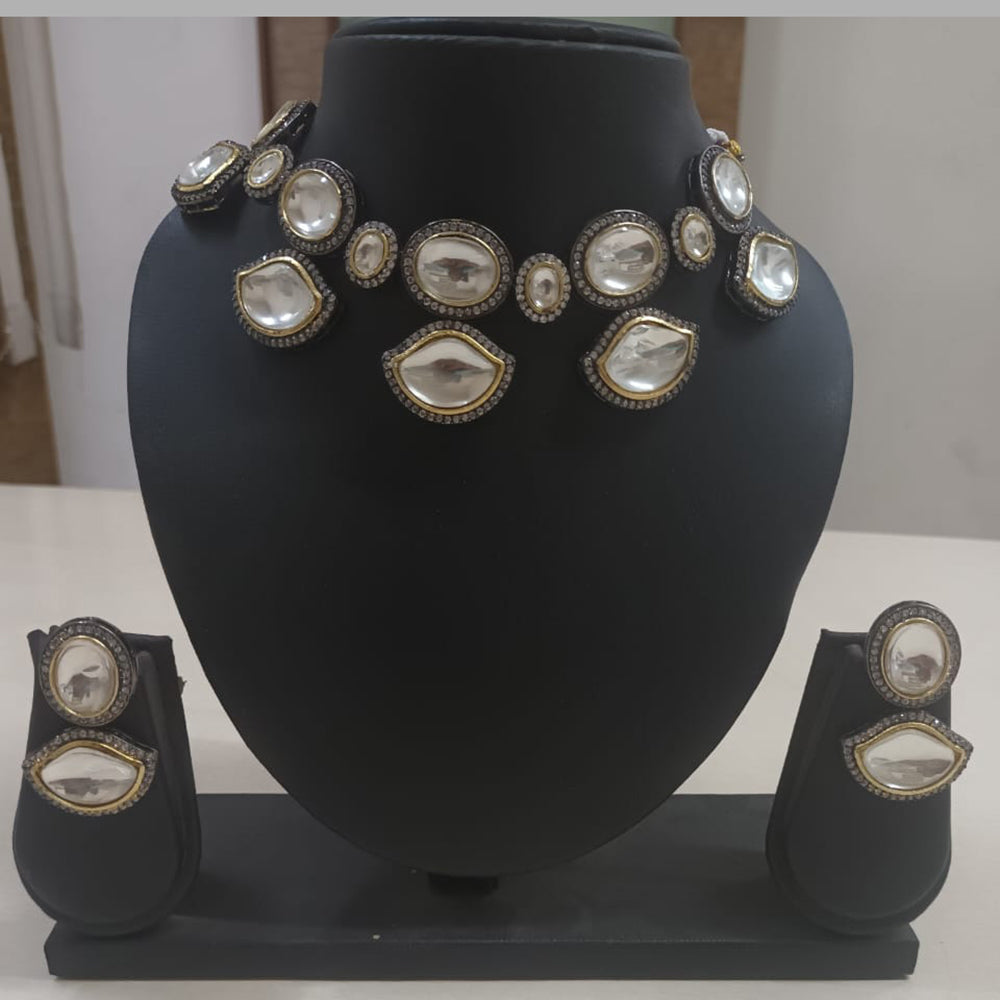 Shubhratnam Jewellers 2 Tone Kundan Stone Necklace Set