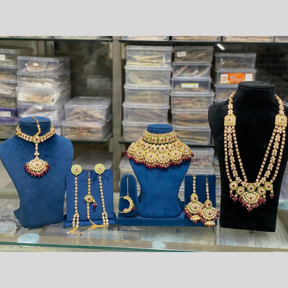 Crawford Market Imitation Wholesale Fake Jewelry Wholesale Store