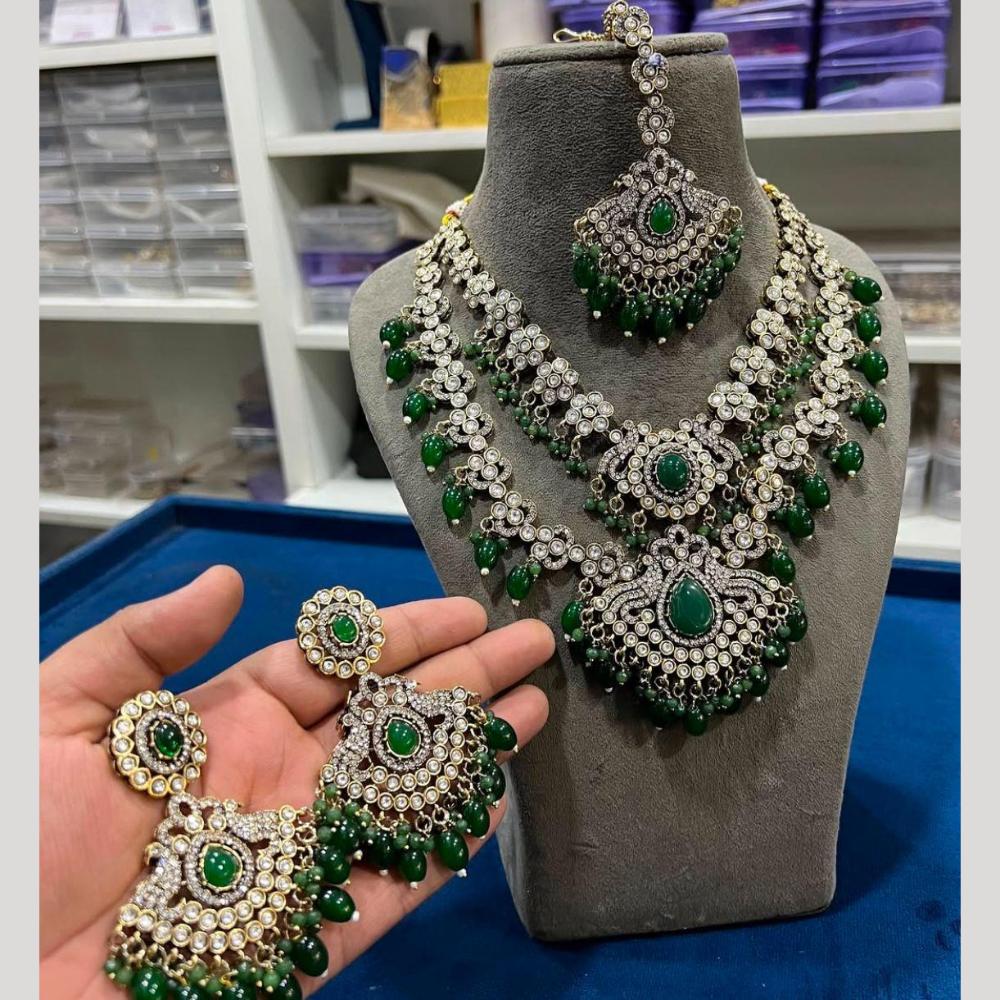 Hira Collections Gold Plated Pota Stone And Beads Necklace Set