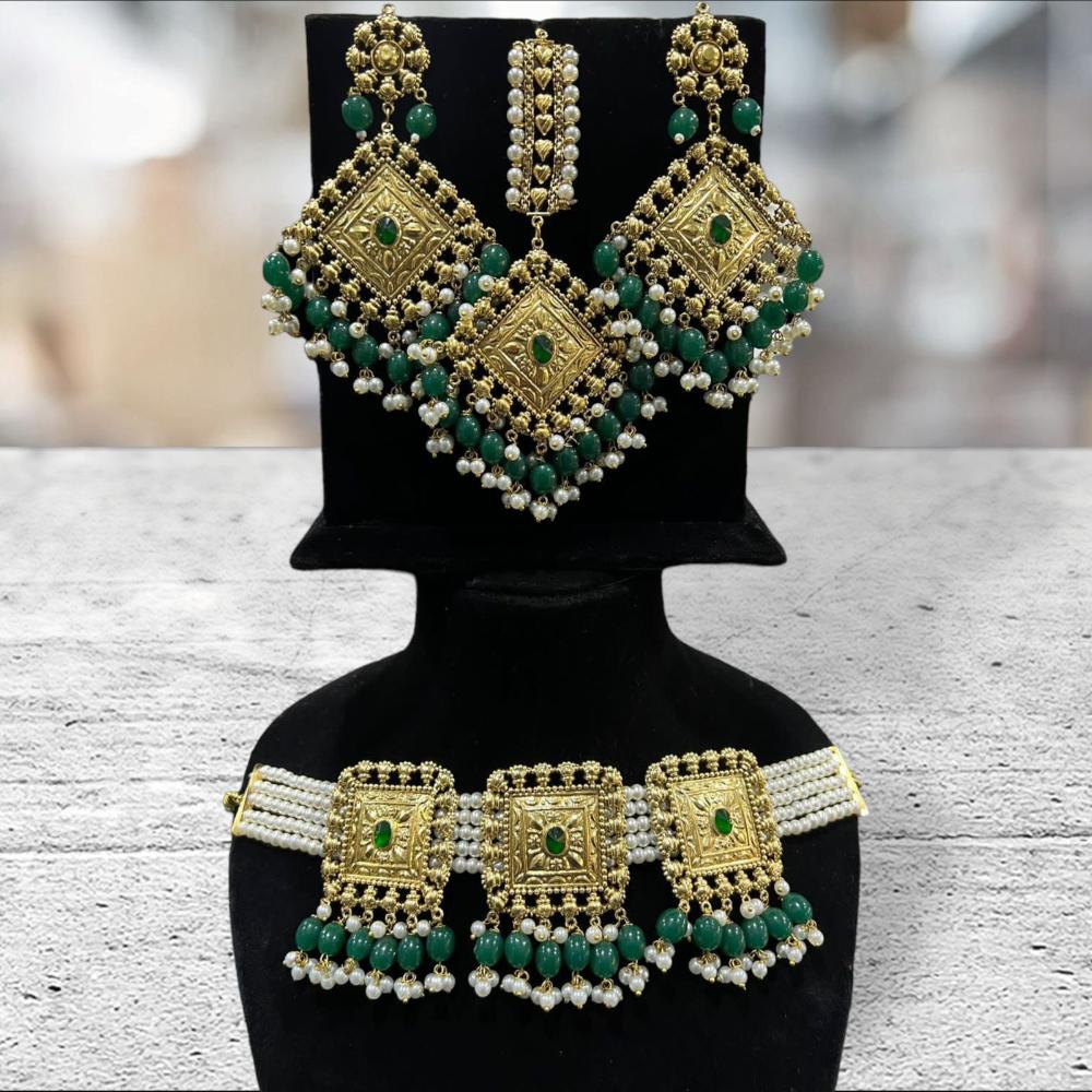 Hira Collections Gold Plated Pota Stone And Pearls Choker Necklace Set