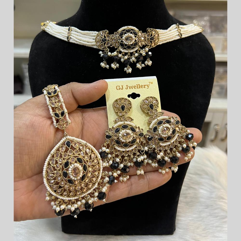 Hira Collections Gold Plated Crystal Stone And Pearls Beads Necklace Set