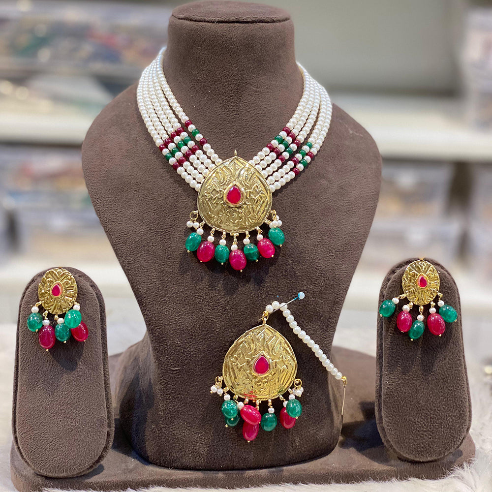 Hira Collection Pearl Beauty And Beadwork Necklace Set