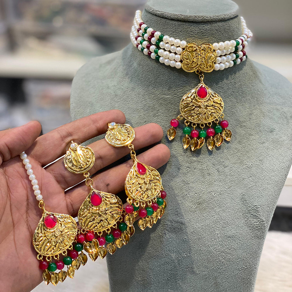 Hira Collection Pearl Beauty And Beadwork Necklace Set