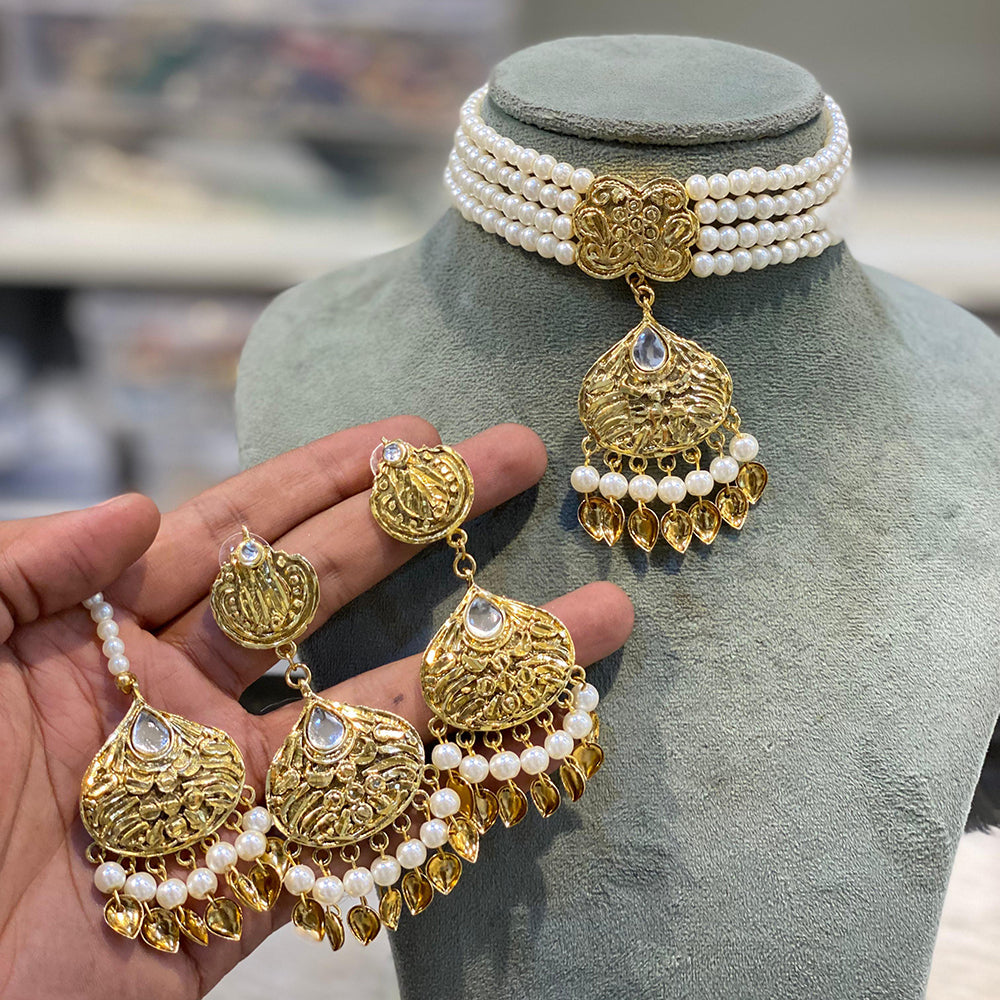 Hira Collection Pearl Beauty And Beadwork Necklace Set