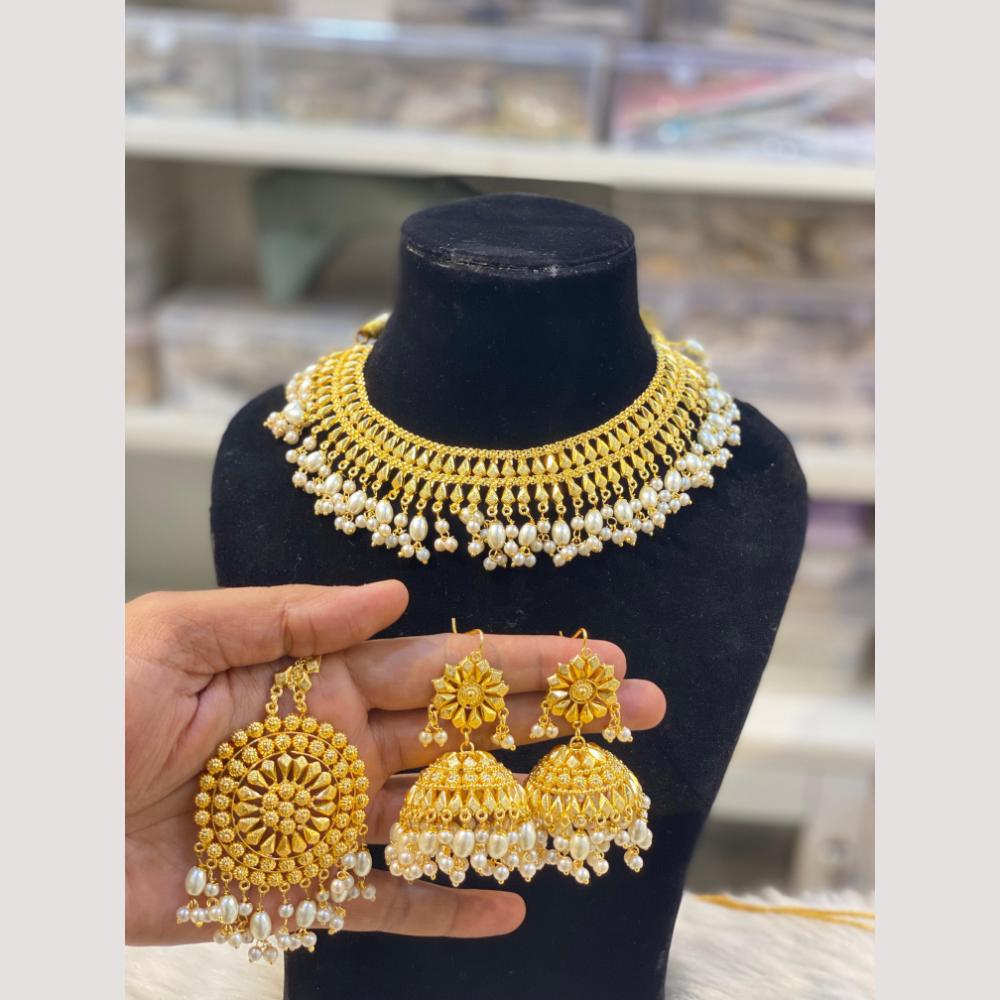 Hira Collections Glamorous Pearl And Beads Choker Necklace Set
