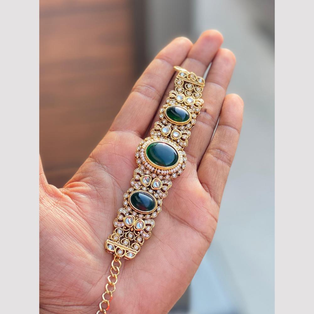 Hira Collections Graceful Pota Stone And Pearl Adjustable Bracelet