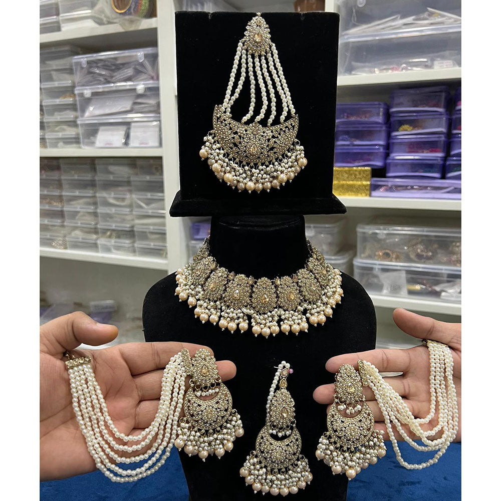 Hira Collection Crystal Stone And Beads Choker Necklace Set