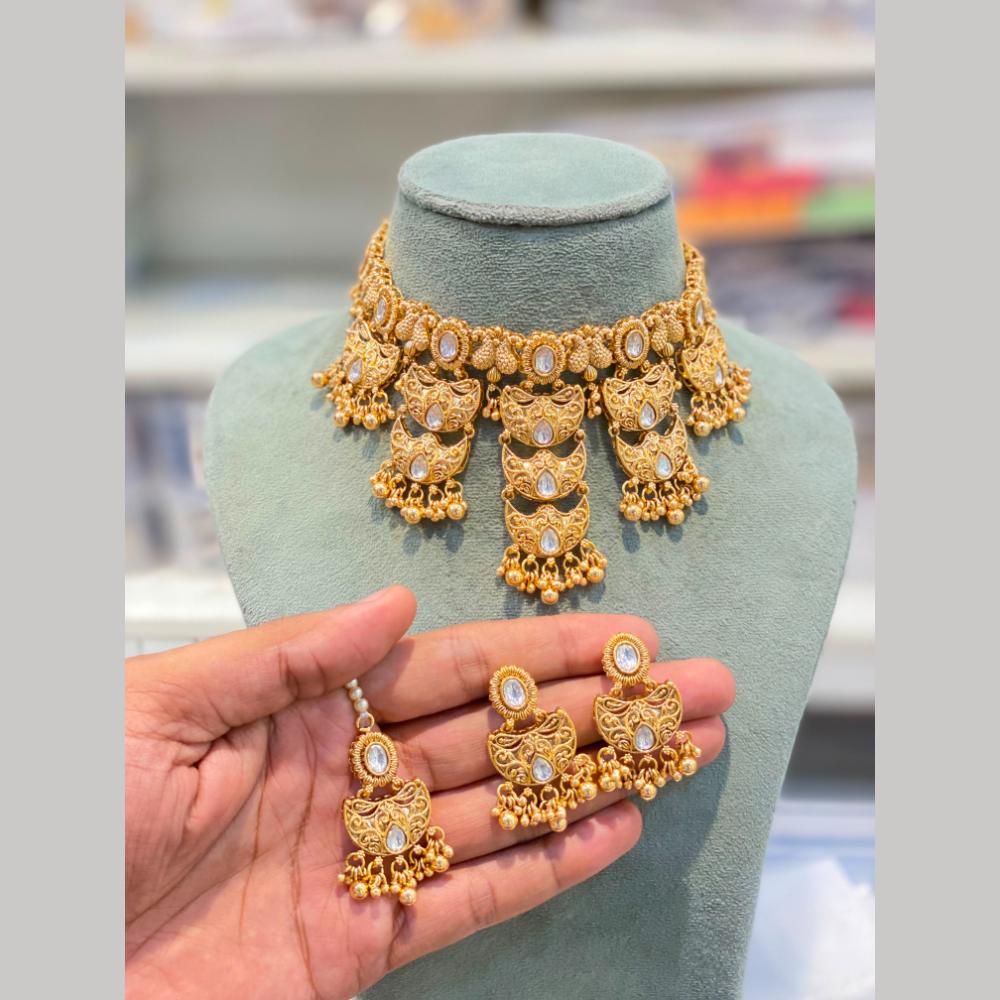 Hira Collections Designer Kundan Stone And Pearl Choker Necklace Set