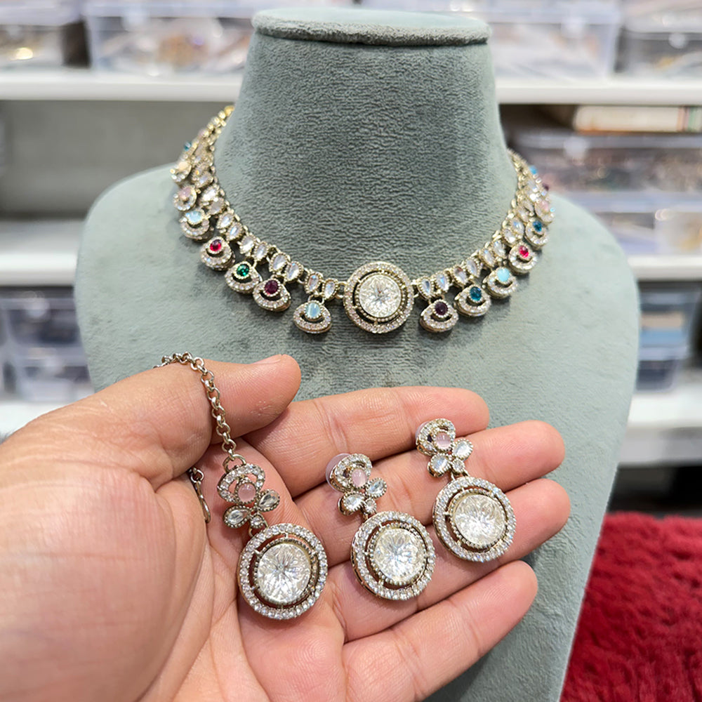 Hira Collections Decent Pota Stone Choker Necklace Set