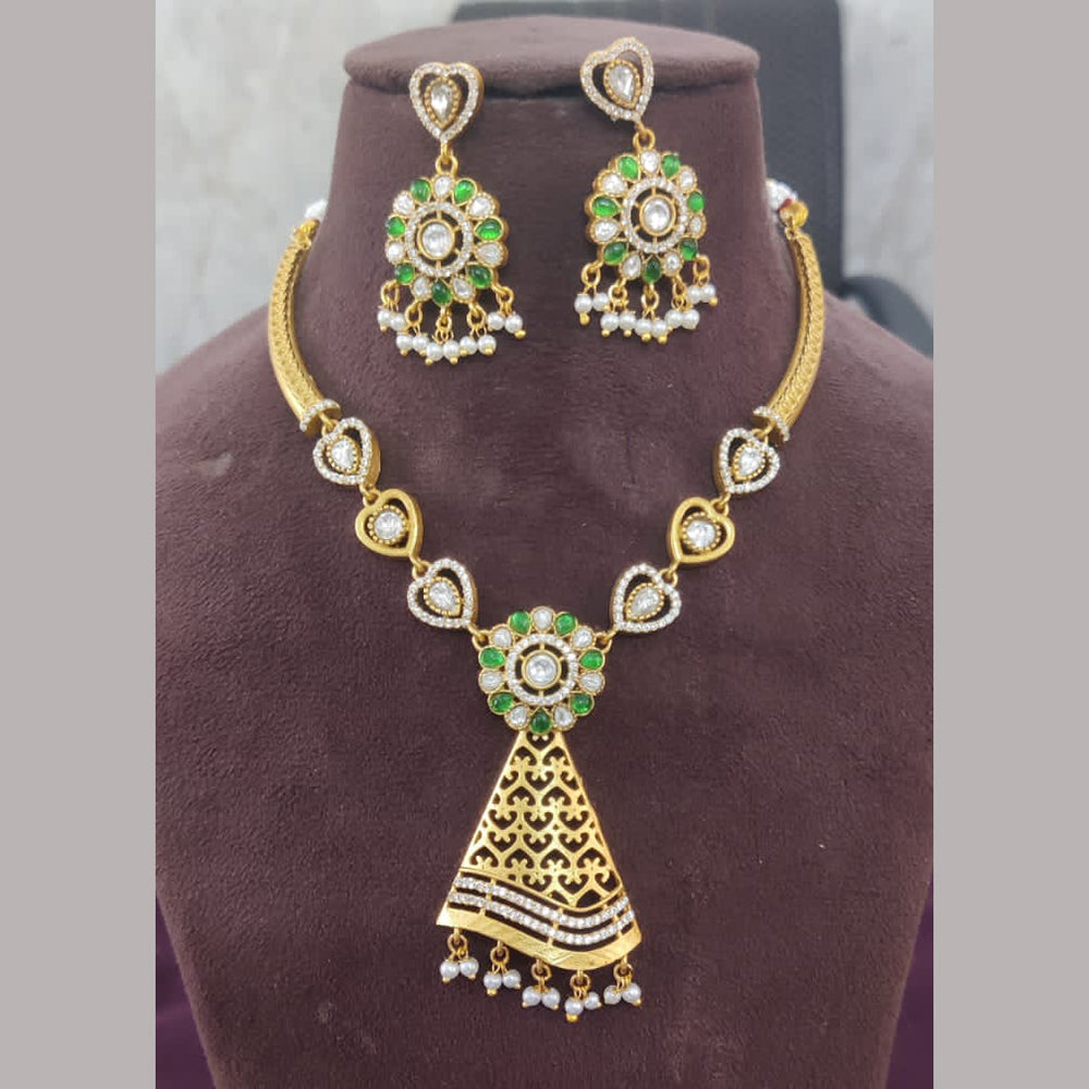 The Jewellery Creations Gold Plated Kundan Stone And Pearl Necklace Set