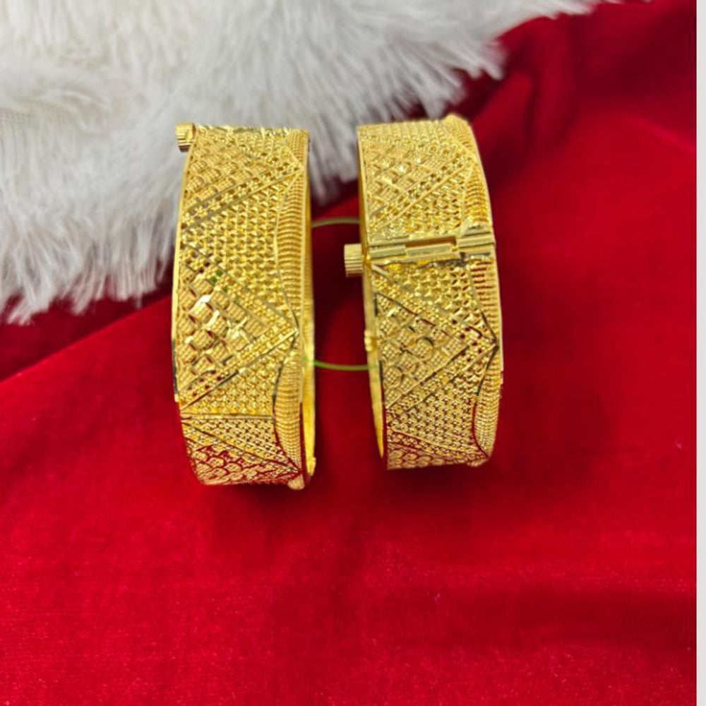 Pari Art Jewellery Comfortable Openable Forming Gold Bangles Set