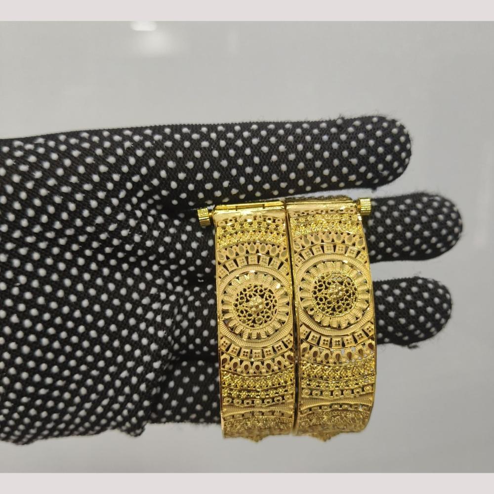 Pari Art Jewellery Designer Forming Openable Bangles Set