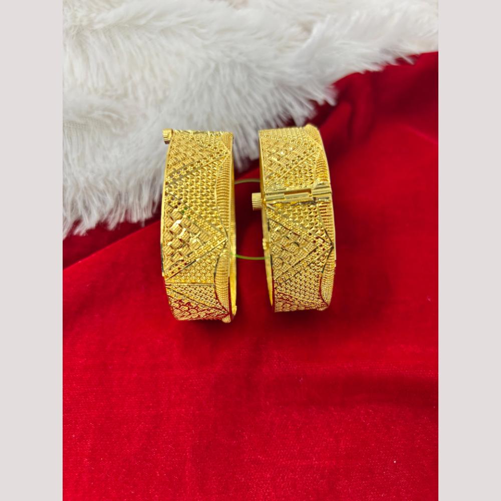 Pari Art Jewellery Designer Forming Openable Bangles Set