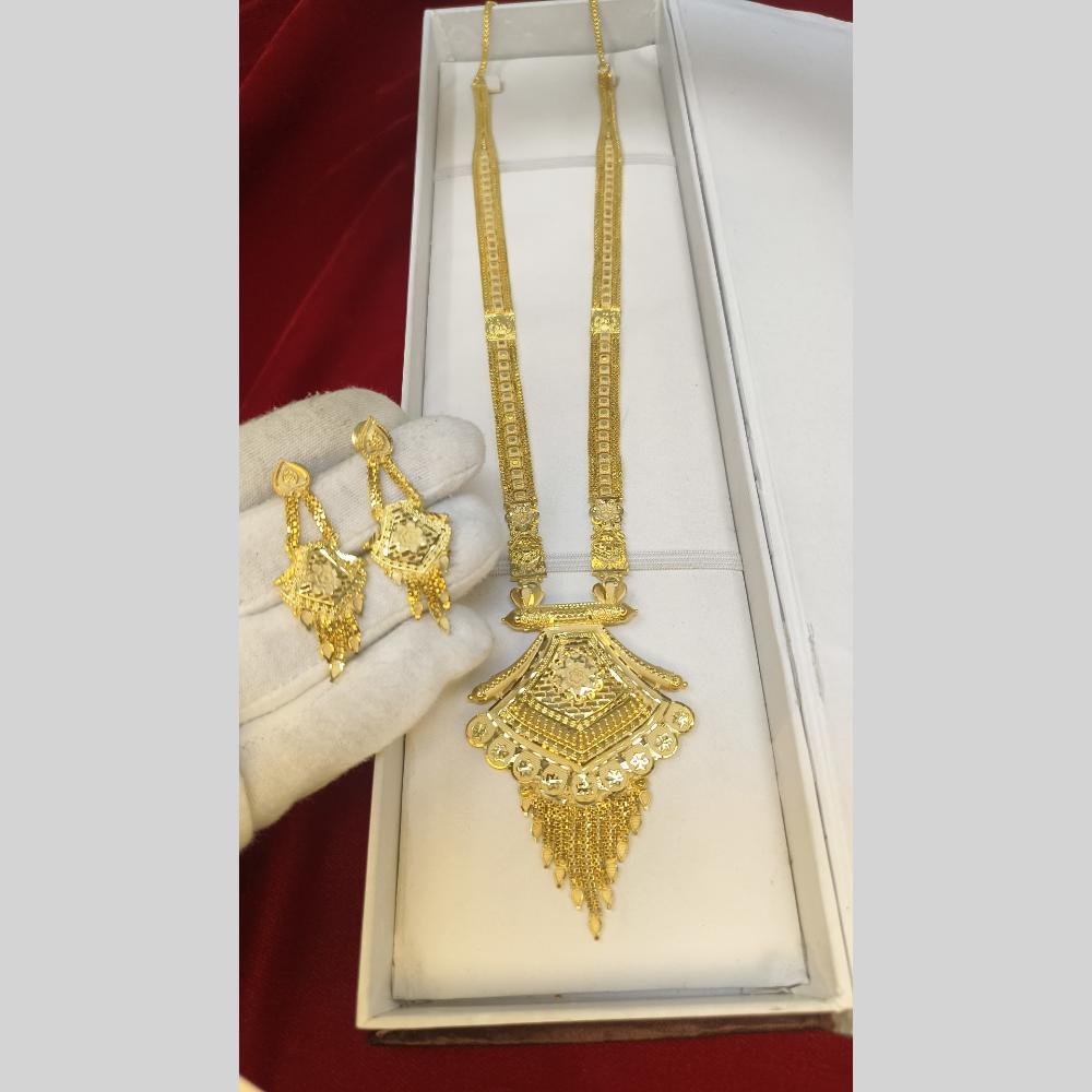 Pari Art Jewellery Gold Vibe Sleek Forming Gold Necklace Set