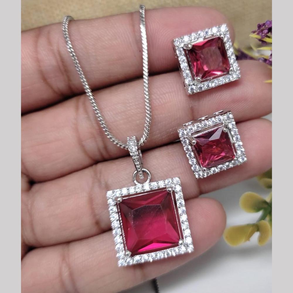 Kavita Art Silver Plated Pendant Set