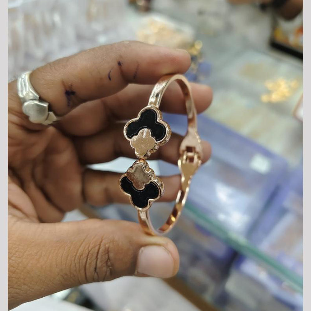 Kavita Art Stylish & Easy to Wear Openable Bracelet For Every Occassion