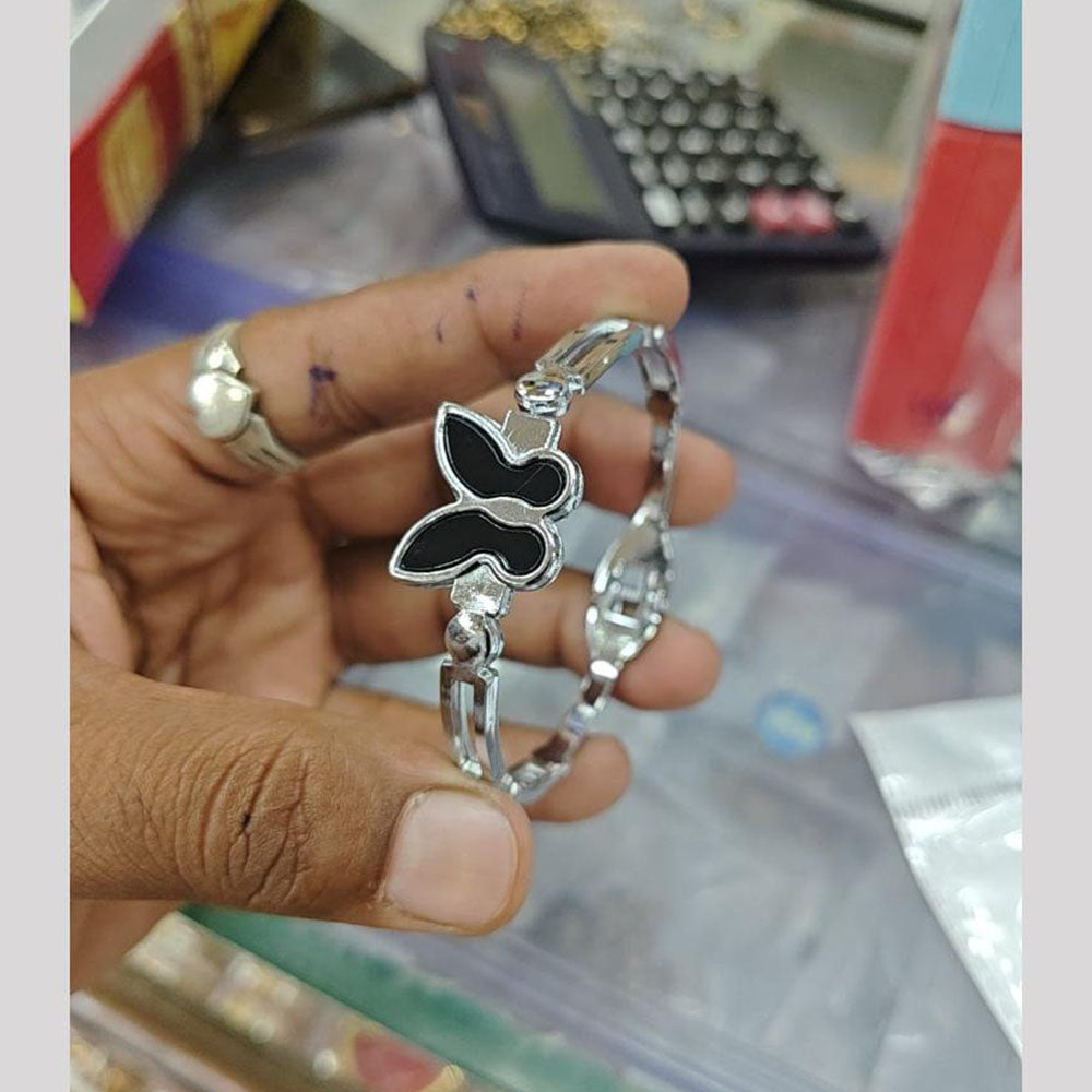 Kavita Art Trendy Openable Bracelet with Butterfly Motif for Party & Daily Wear