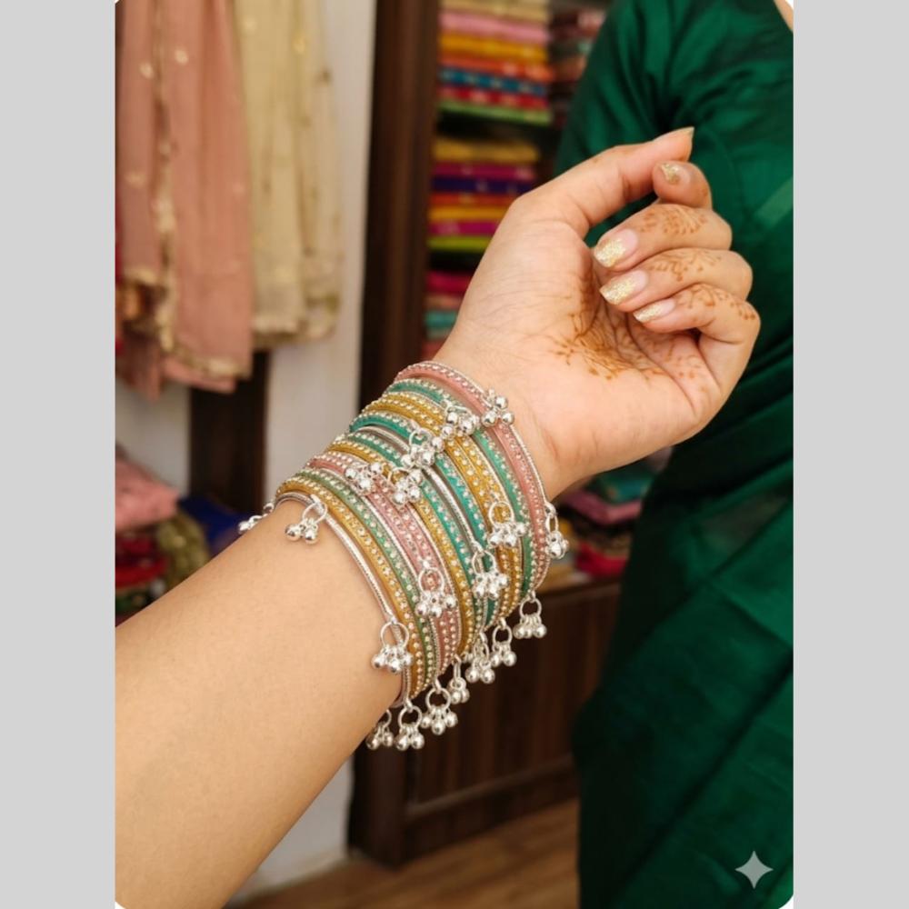 Kavita Art Classic Raindrop And Kashmiri Glass Bangles Set