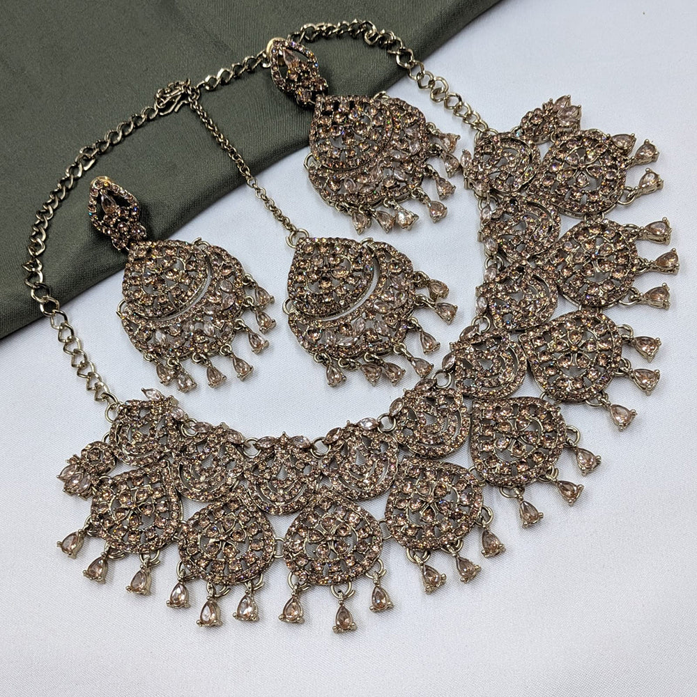 Kavita Art Royal Crystal Stone And Austrian Stone Wedding Necklace Set