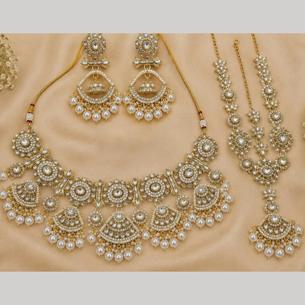 Kavita Art Royal Kundan Stone And Pearl Necklace Set