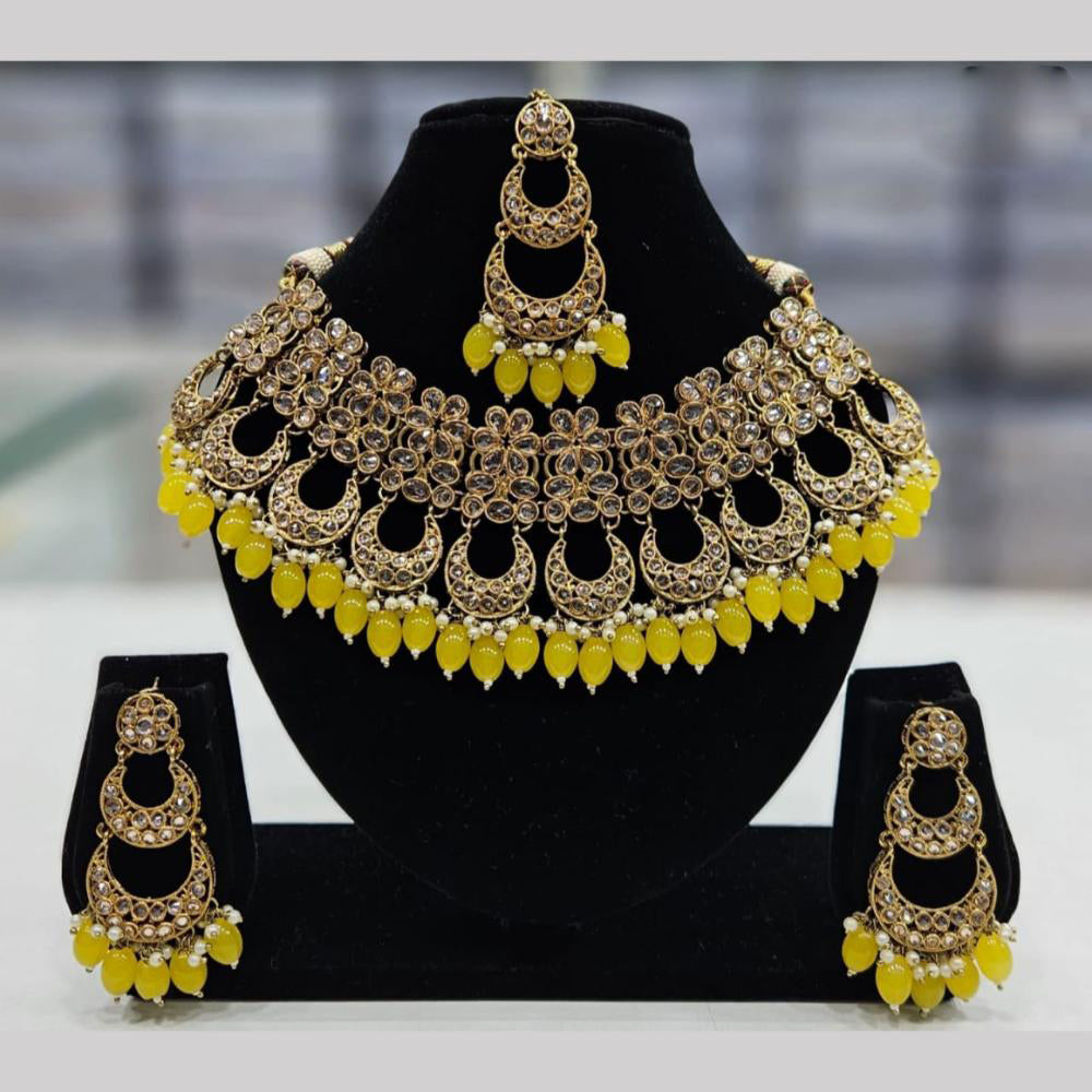 SNERA Gold Plated Crystal Stone And Pearls Necklace Set