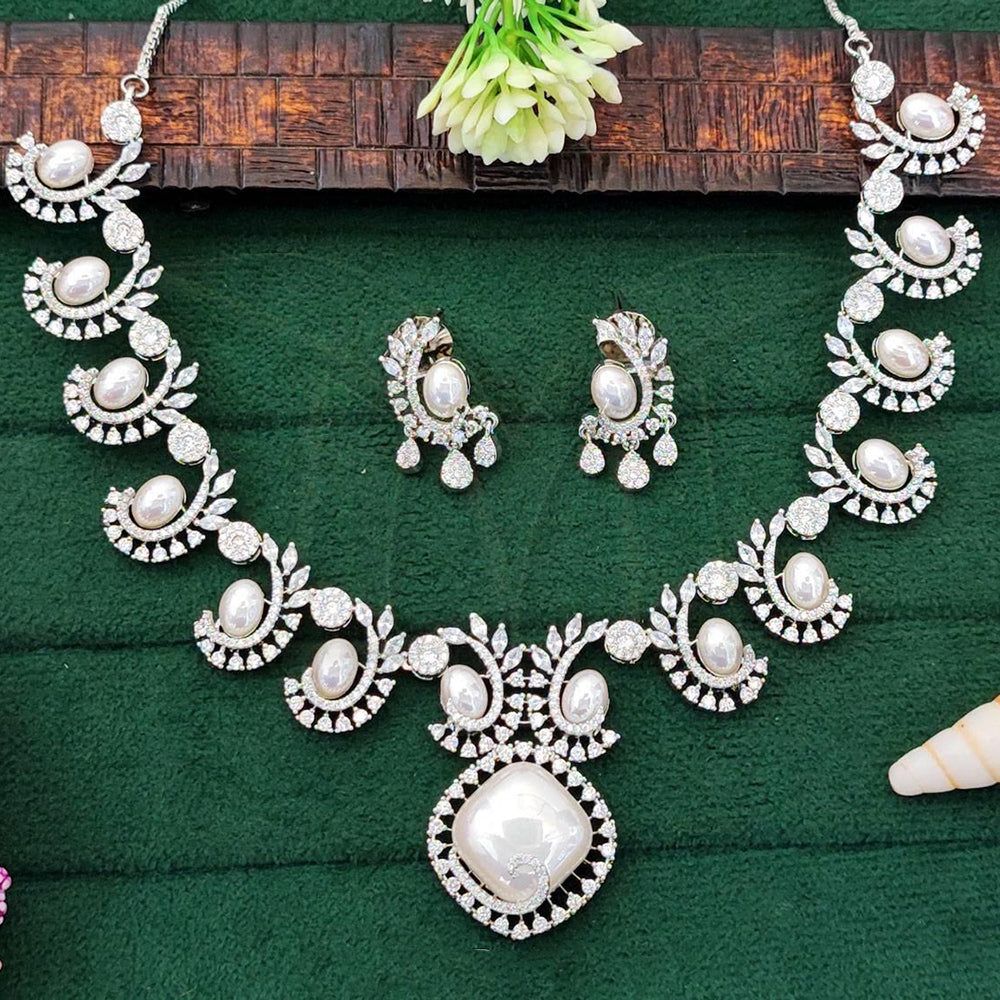 Everlasting Quality Jewels Timeless Beauty Austrian Stone Necklace Set