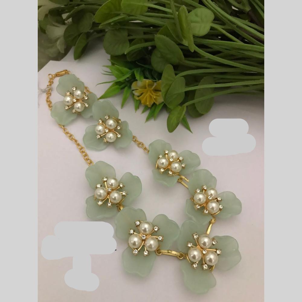 FS Collection Gold Plated Pearls Antique Necklace Set