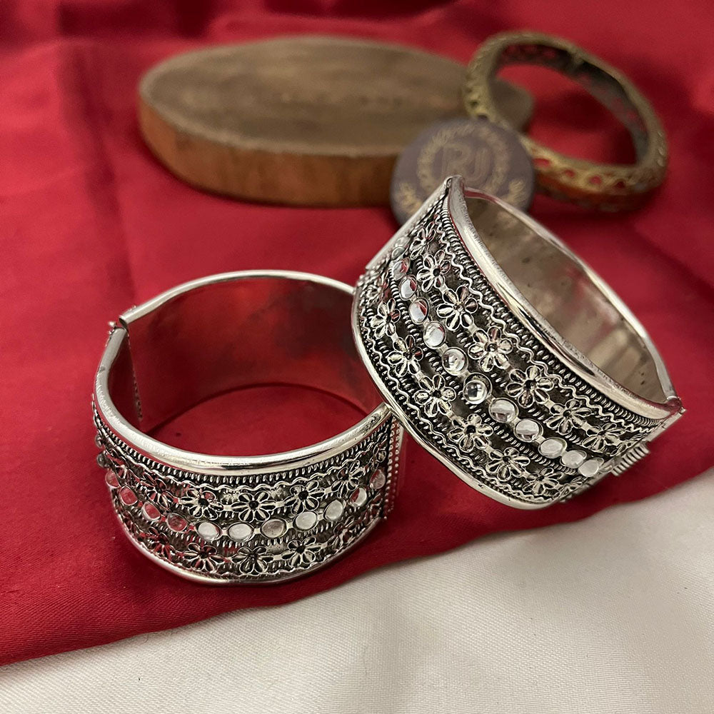 FS Collection Oxidised Plated Openable Kada