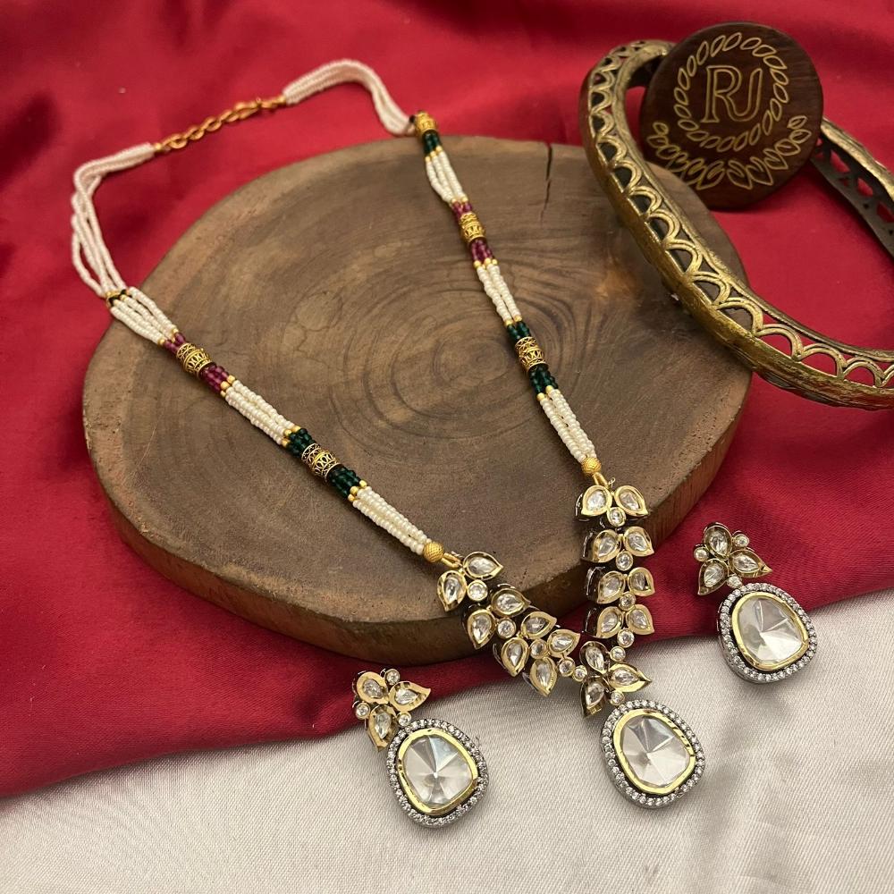 FS Collection Gold Plated Kundan Stone And Beads Necklace Set